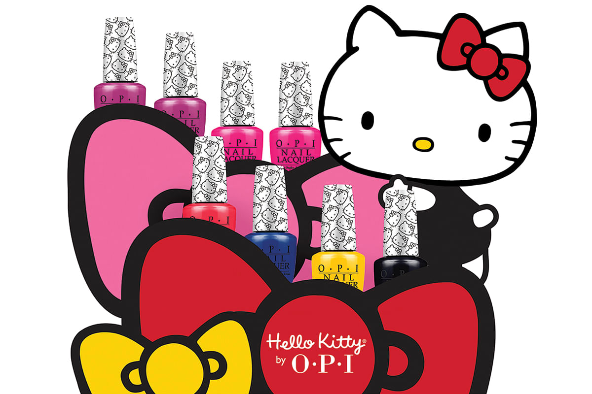 Коллекция hello kitty. Лак Хэллоу Китти. Опи лаки Китти. Маникюрный набор Хеллоу Китти. Набор лаков hello Kitty.