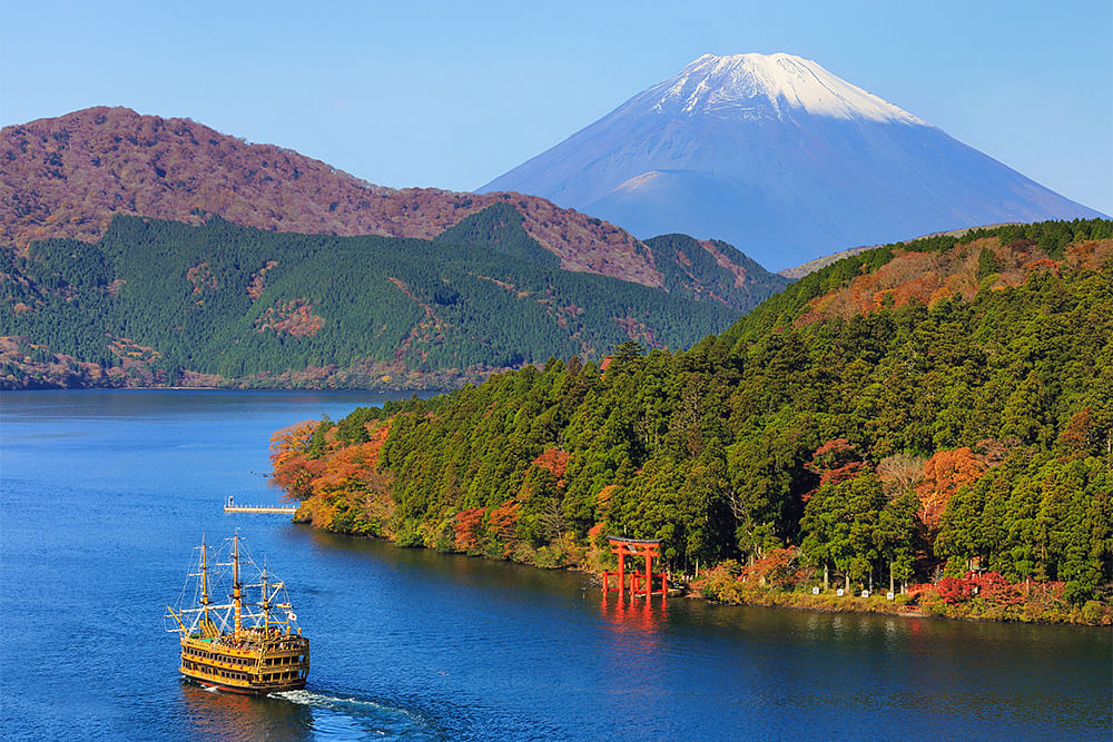 hakone tozan railway[hakone top 8 places to see beautiful